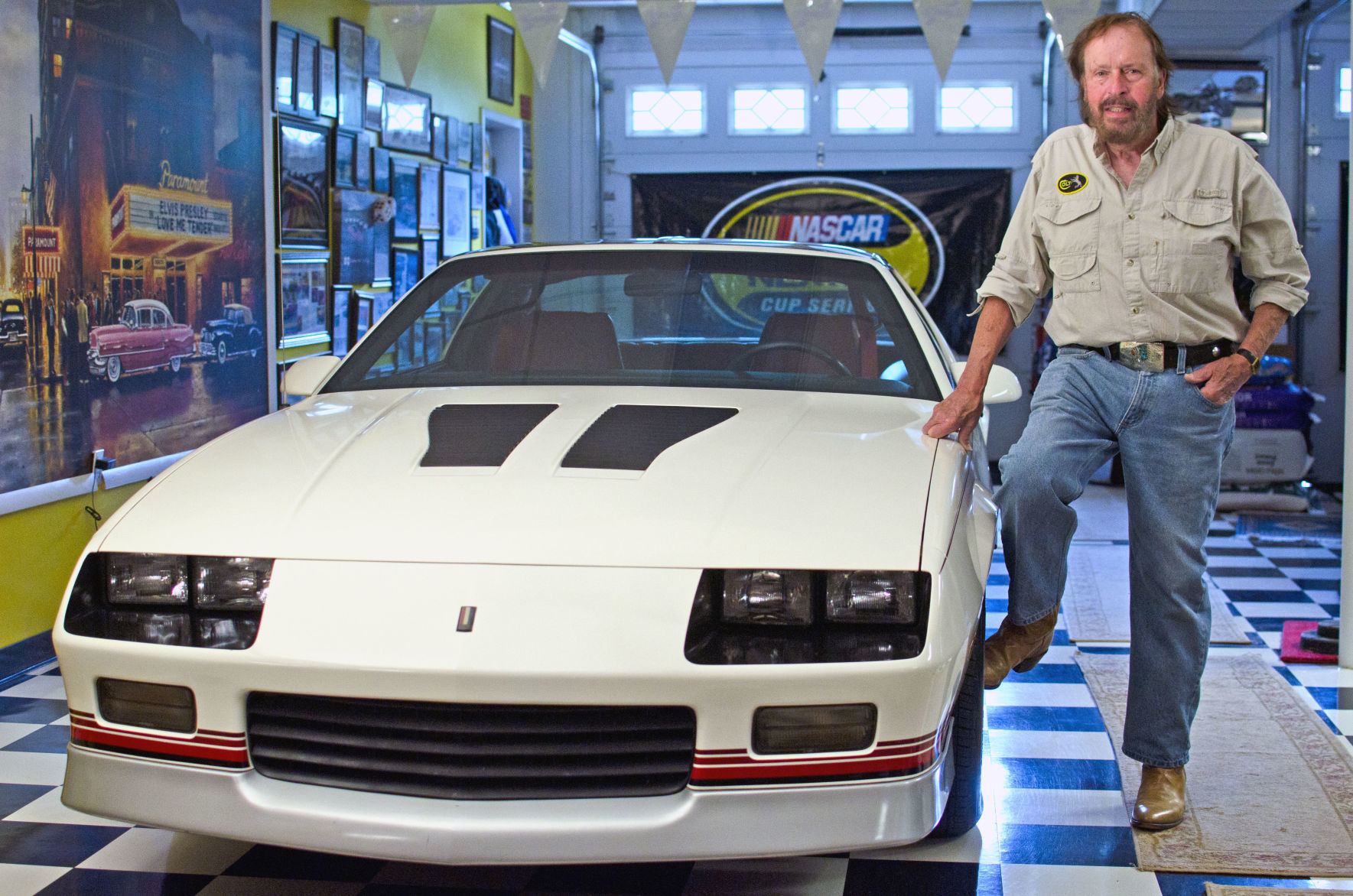 1985 Camaro (1).jpg